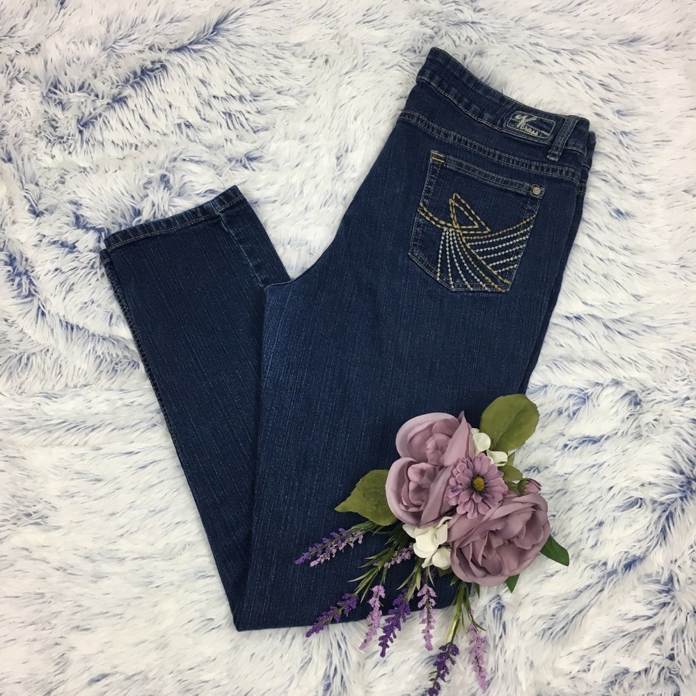 Womens Vintage Brass Dark Wash Straight Leg 17x32